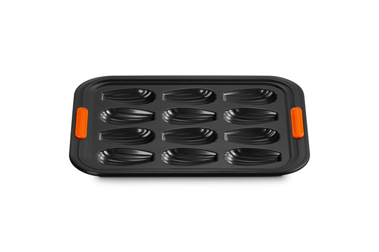 12 Cup Madeleine Tray Le Creuset AU