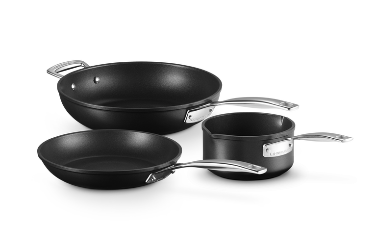 Toughened Non-Stick 3-piece Cookware Set | Le Creuset AU Toughened Non-Stick 3-piece Cookware Set | Le Creuset AU