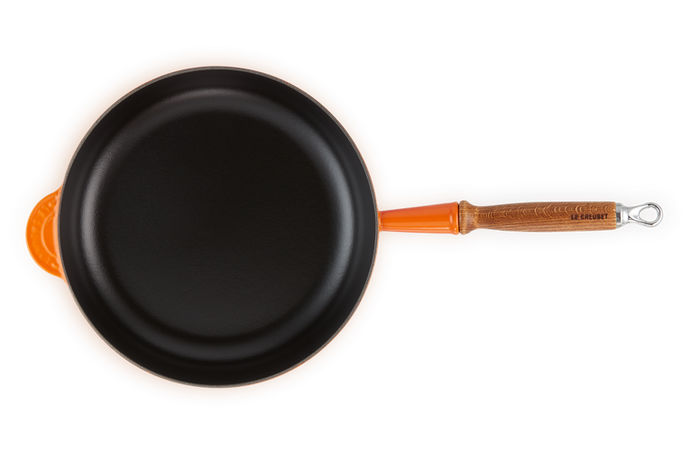 Cast Iron Classic Saut Pan with Wooden Handle Le Creuset AU