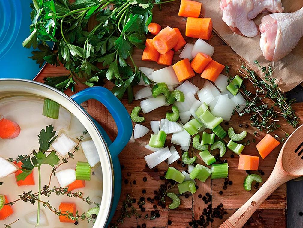 Basic Chicken Stock